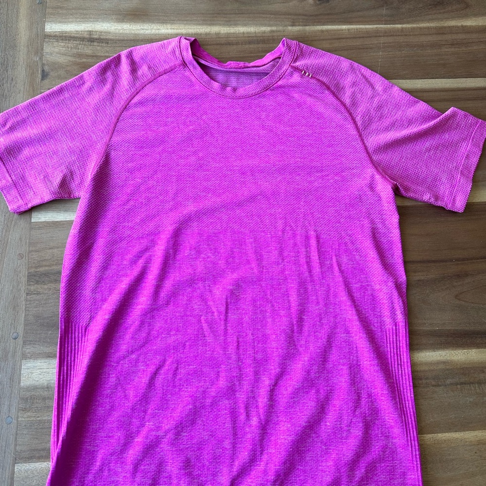 Men’s Lululemon Metal Vent Tech T shirt